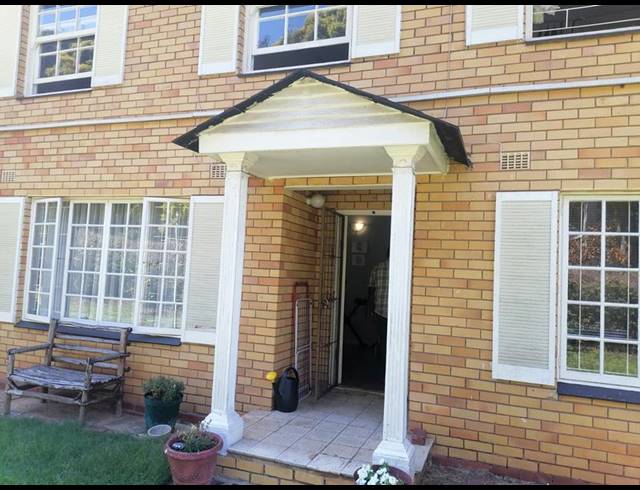 3 BEDROOM DUPLEX FOR SALE IN ESCOMBE